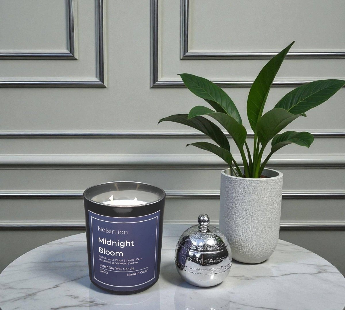 Midnight Bloom Candle - EcoBeo