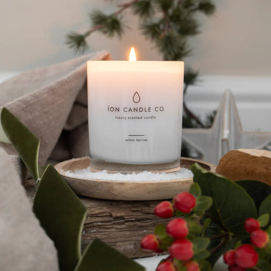 Winter Berries — Luxury Scented Candle - EcoBeo